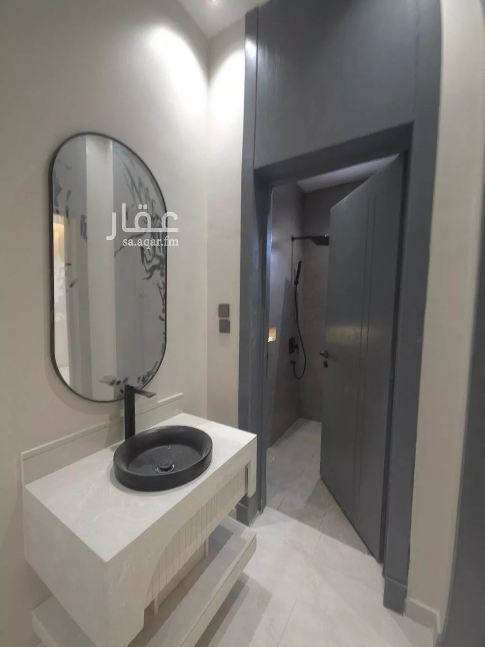 5 bedroom apartment in Al Janadriyah 17