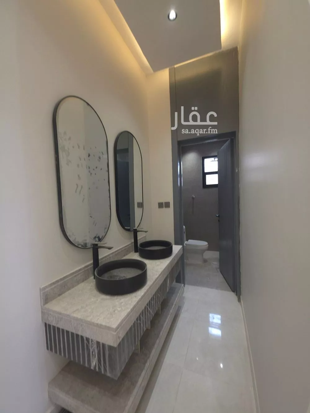 5 bedroom apartment in Al Janadriyah 7