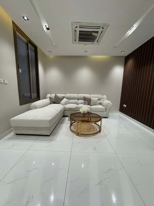 6 bedroom villa in Az Zomorod 9