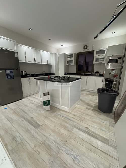 6 bedroom villa in Az Zomorod 5