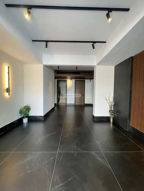 4 bedroom apartment in Al Rawdah 5