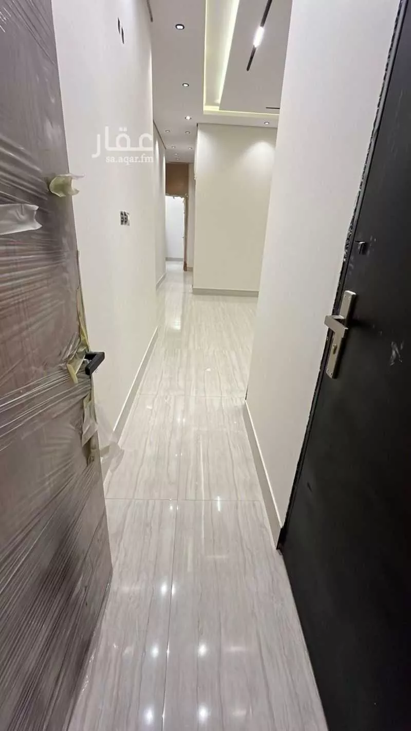 3 bedroom floor in Al Mahdiyyah 8