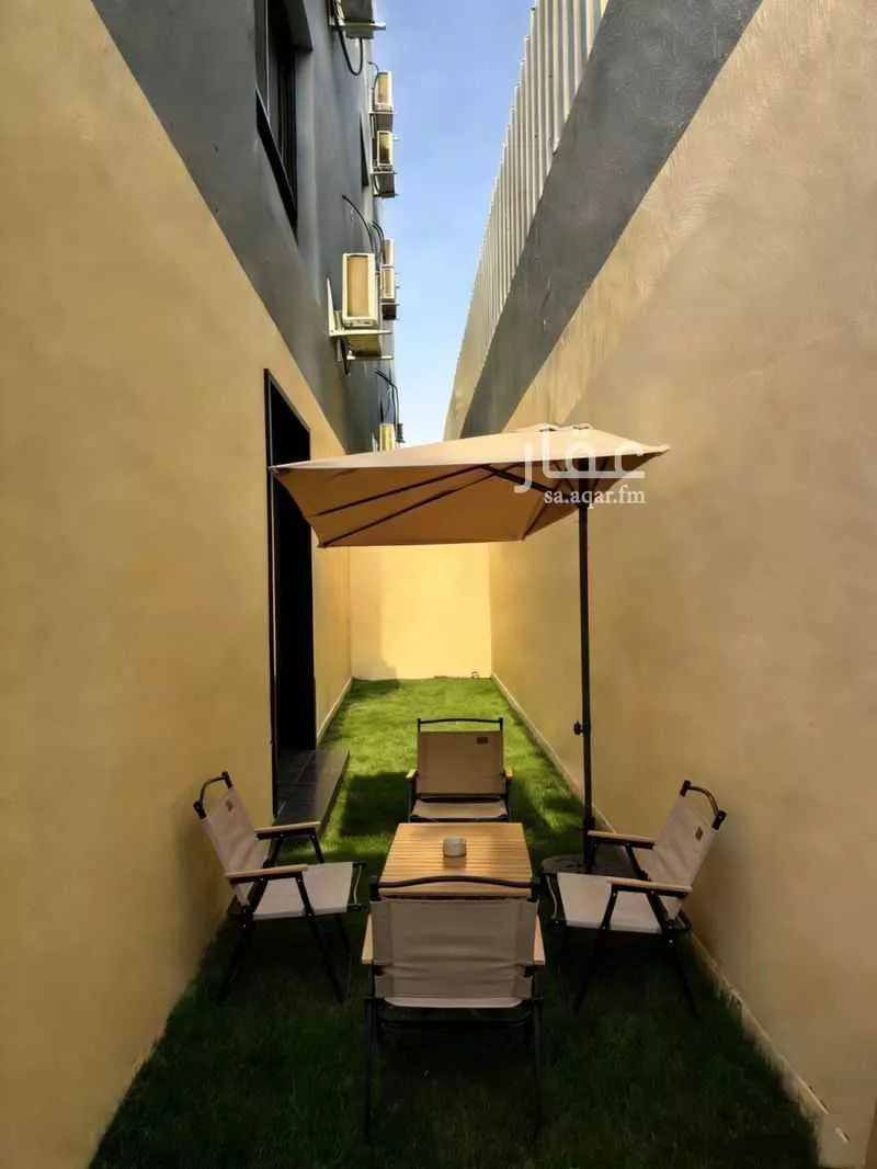عمارة 888 م² في العقيق 7