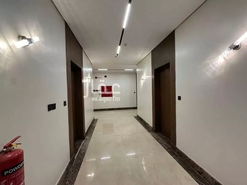 1050 sqm building in Al Aridh 9