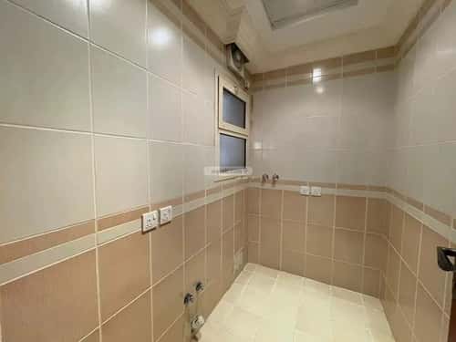 4 bedroom apartment in Mishrifah, Jeddah 10