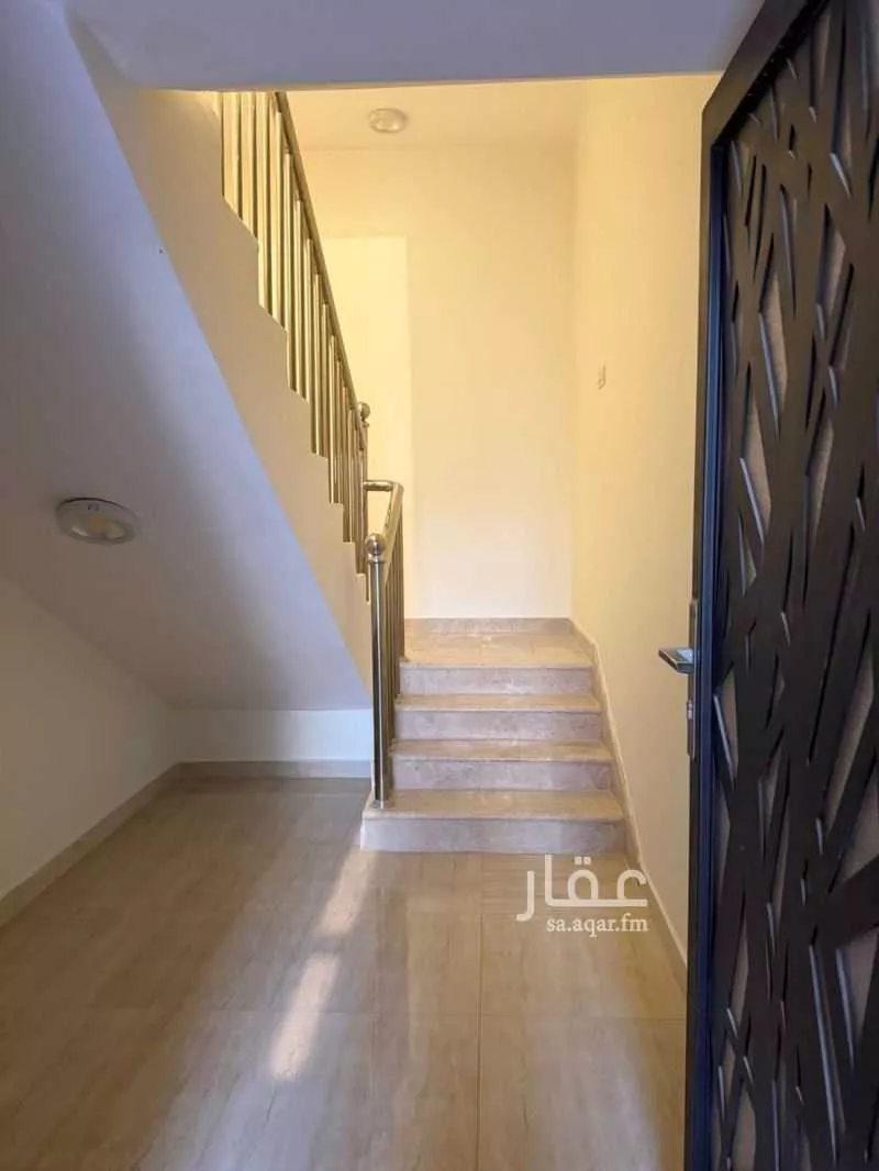 3 bedroom floor in Al Aridh 6