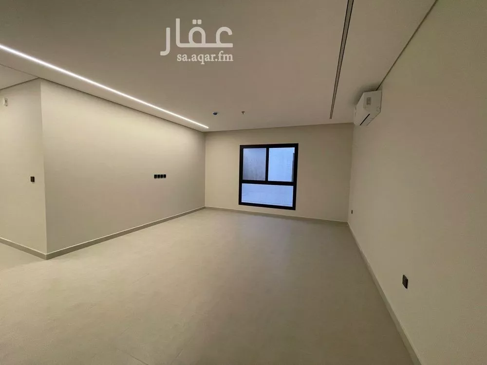 شقة 3 غرف في البحر 10