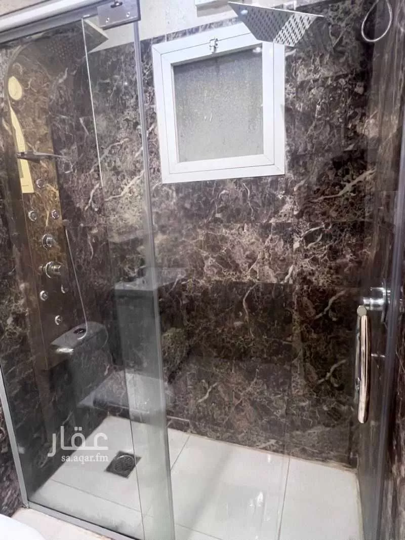 4 bedroom apartment in Ishbiliyah, Riyadh 9