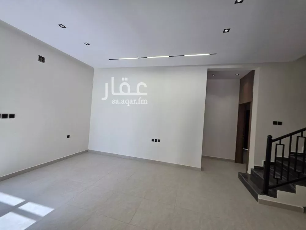 دور 4 غرف في الشرق 11