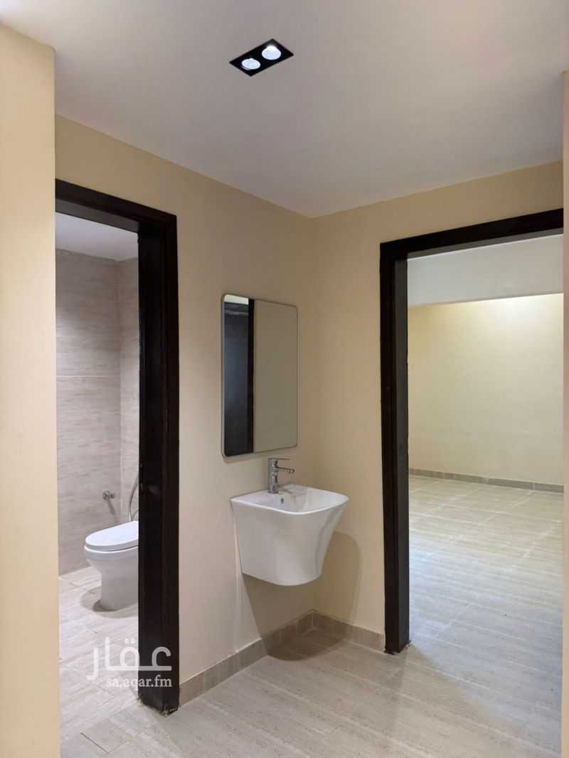 24 bedroom building in Al Malaz, Riyadh 9