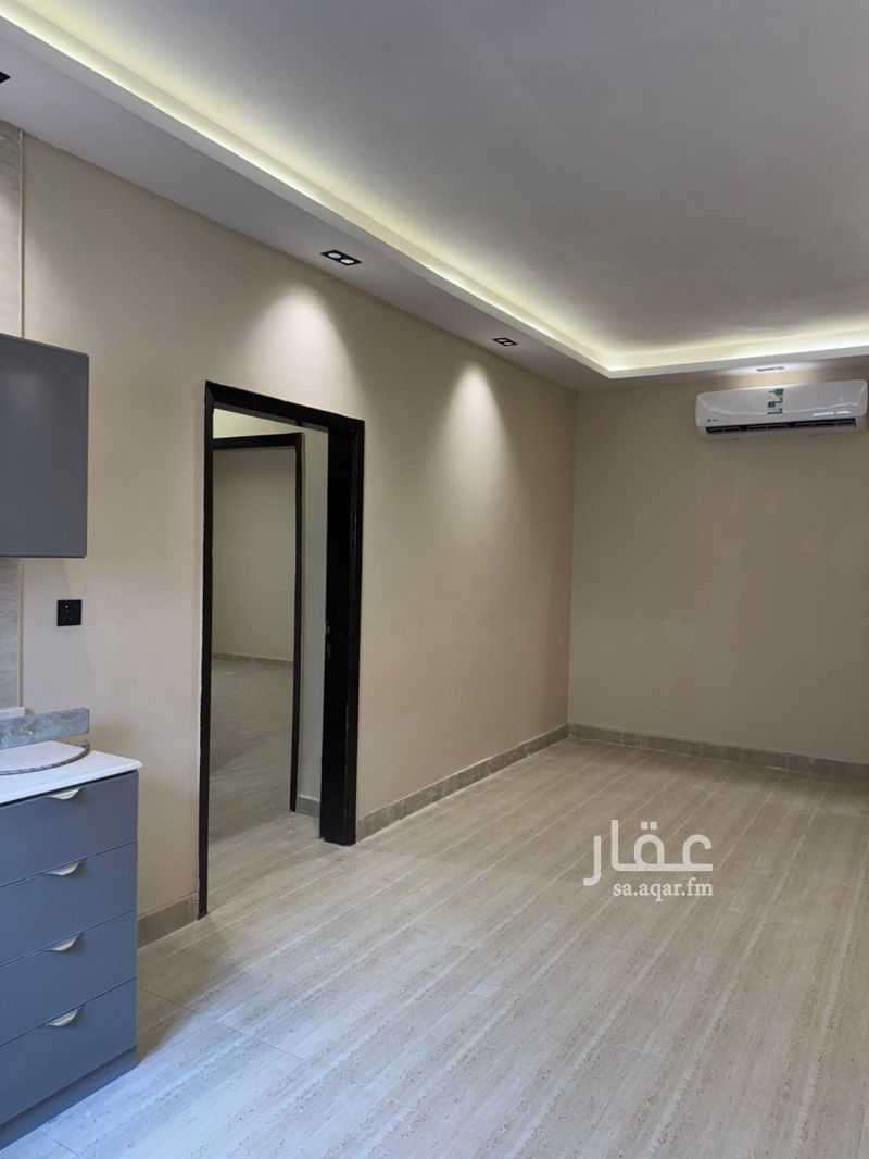 24 bedroom building in Al Malaz, Riyadh 13