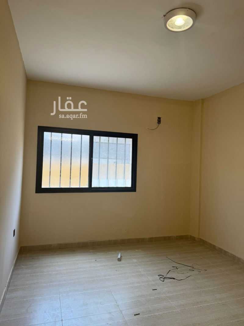 24 bedroom building in Al Malaz, Riyadh 3