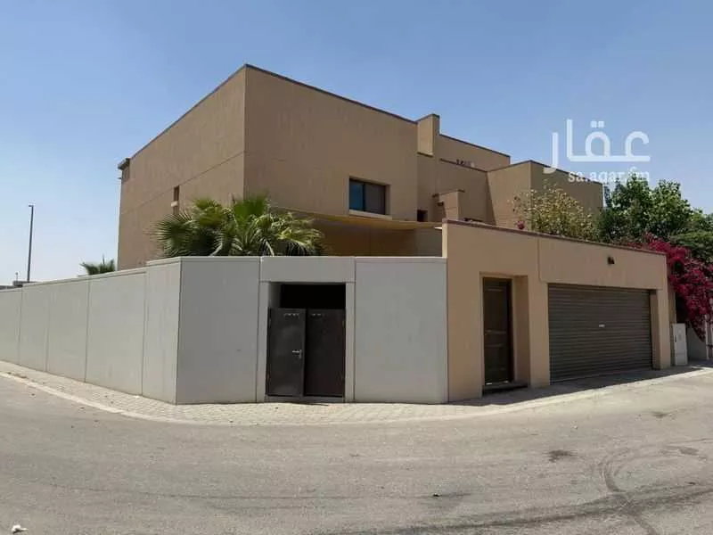 7 bedroom villa in Aramco 2