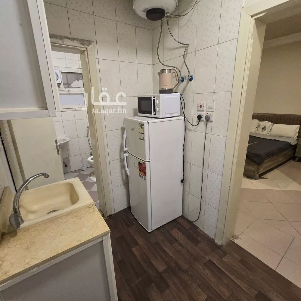 1 bedroom apartment in Al Nuzhah 5