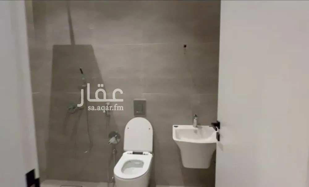 دور 3 غرف في النرجس 14