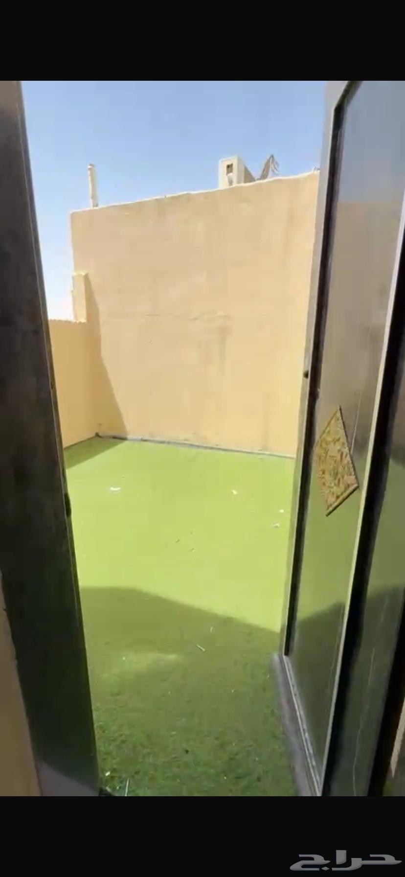 شقة 4 غرف في الرمال 1