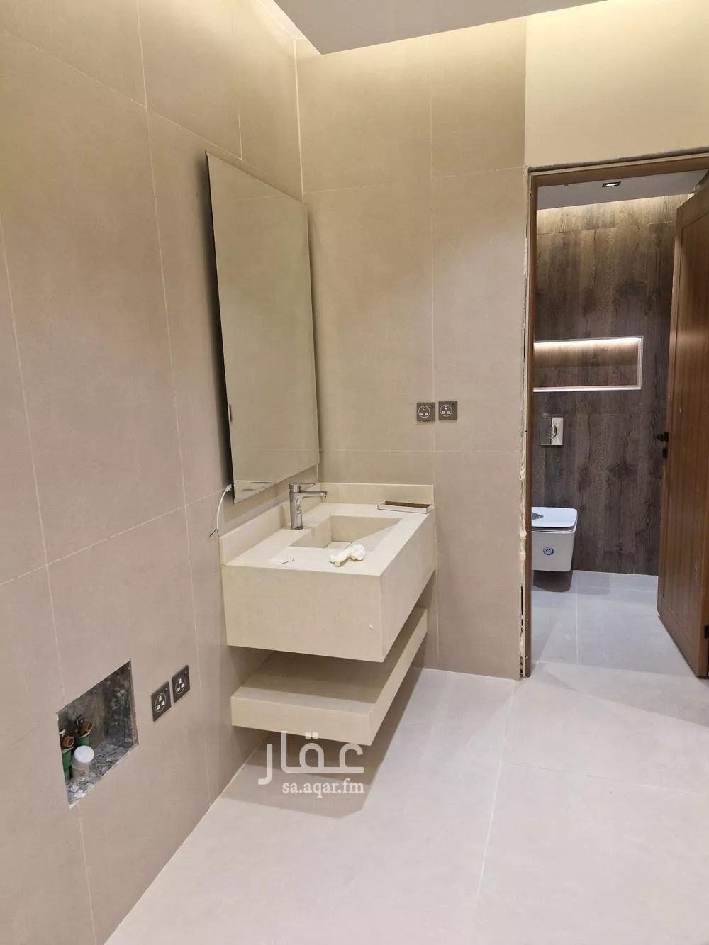 4 bedroom floor in Al Jazirah 11