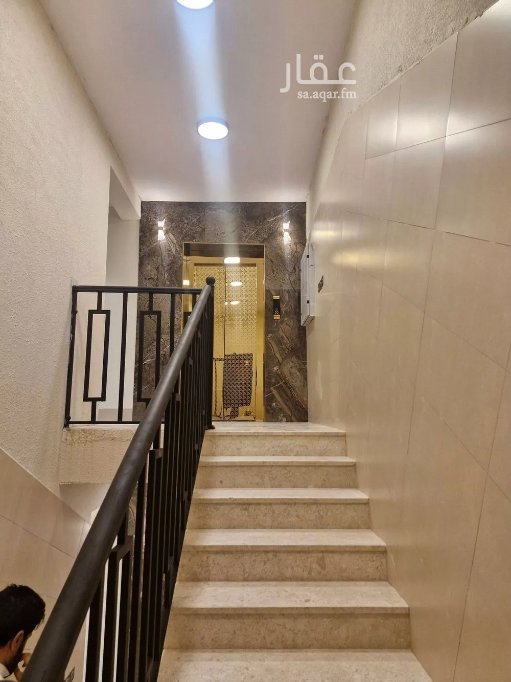 4 bedroom floor in Al Jazirah 8