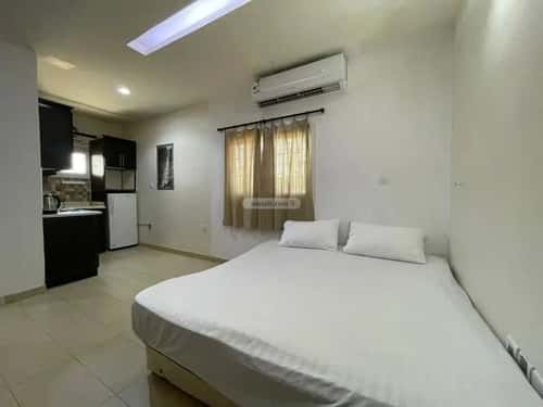 شقة 1 غرف في الرويس 4