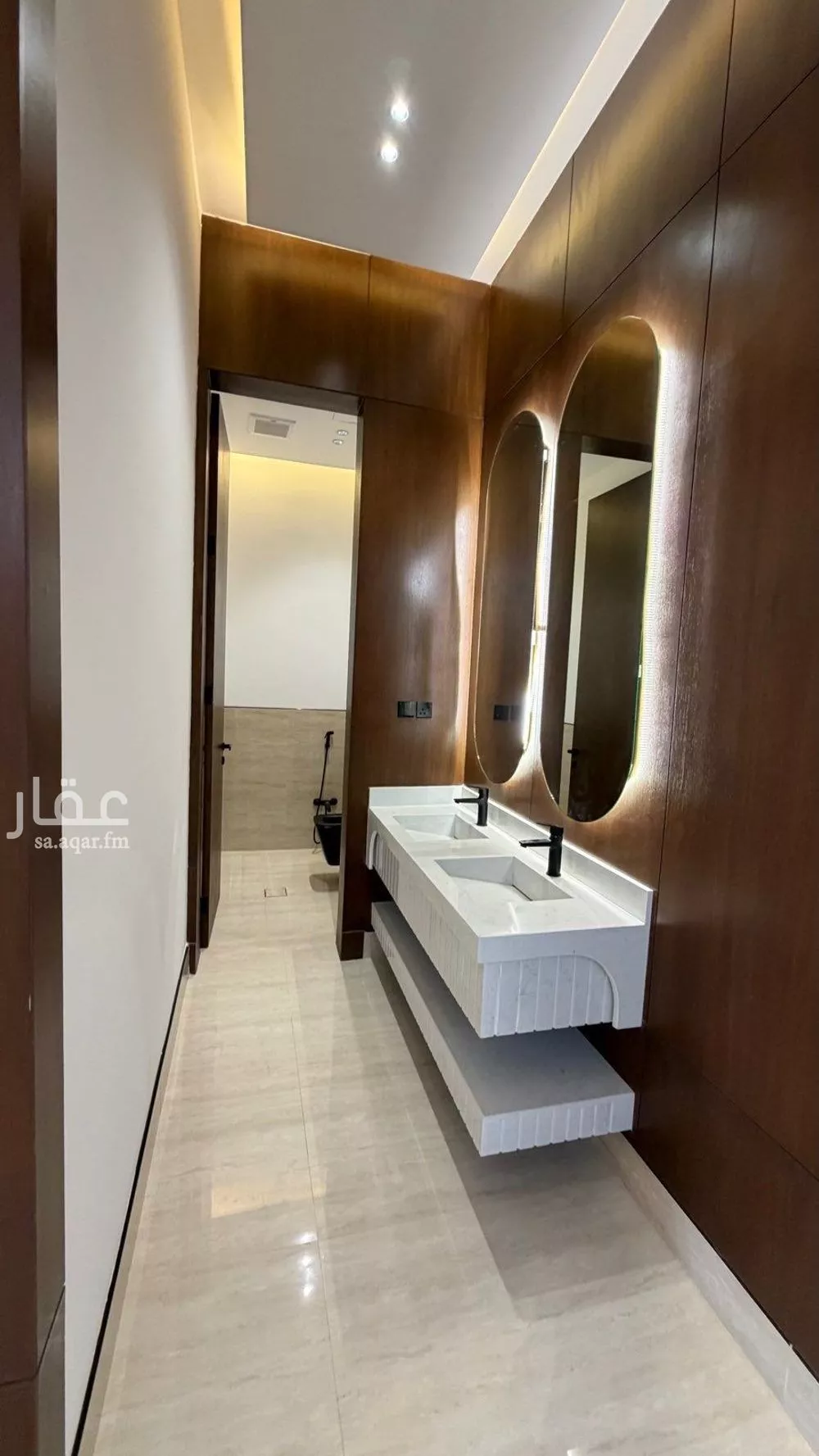 6 bedroom villa in Al Mahdiyyah 9