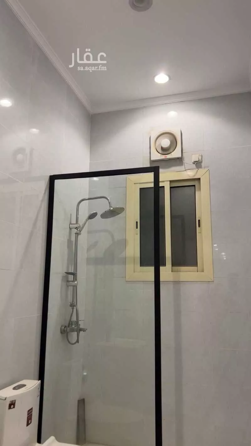 6 bedroom apartment in Al Marwa 3