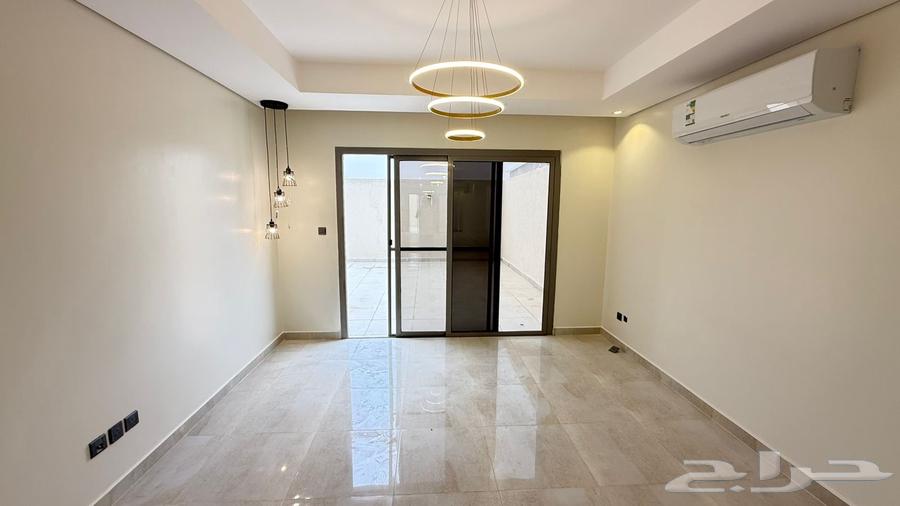 5 bedroom villa in Al Narjis 4