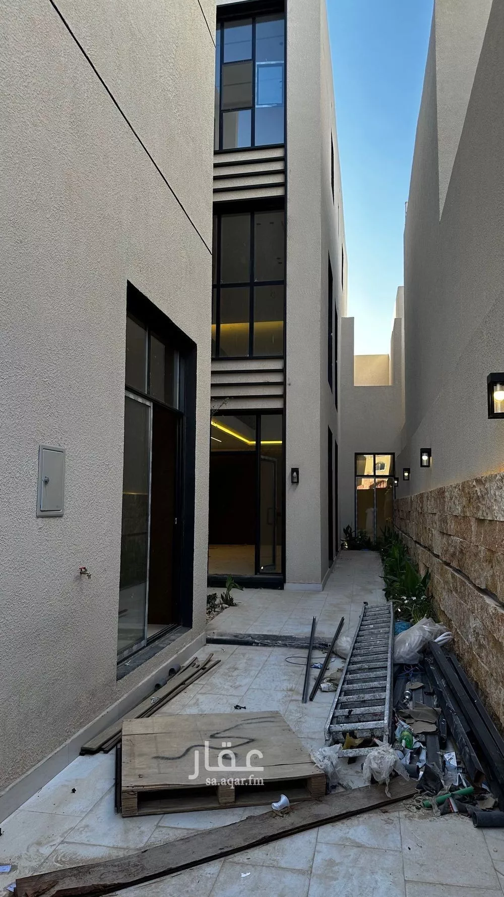 5 bedroom villa in Dhahrat Laban 3