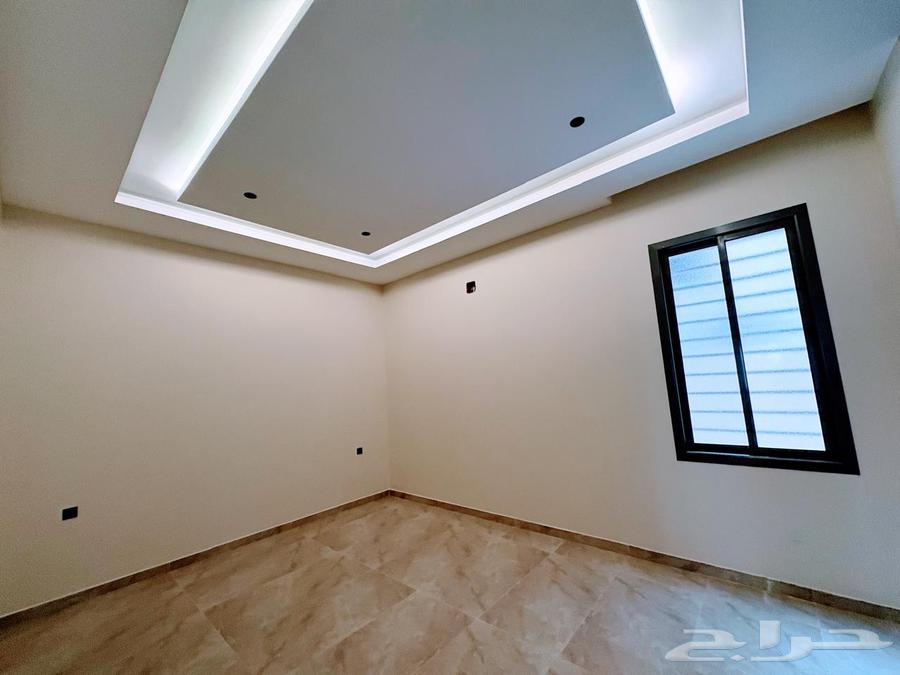 6 bedroom villa in Al Bayan 14