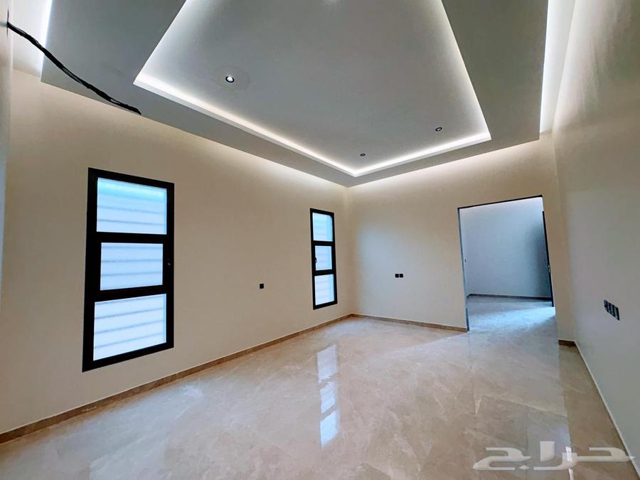 6 bedroom villa in Al Bayan 5