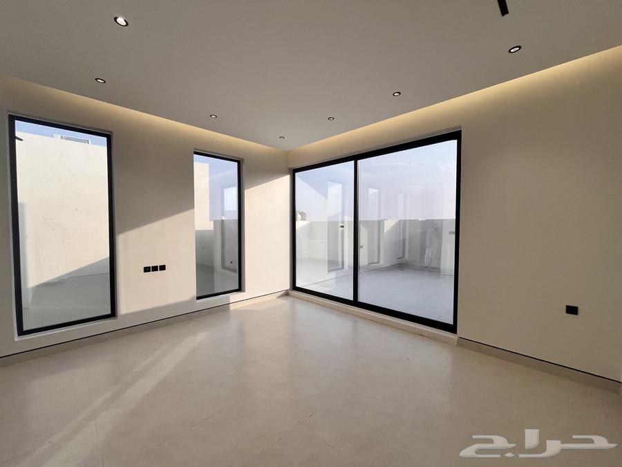 4 bedroom villa in Al Mahdiyyah 2