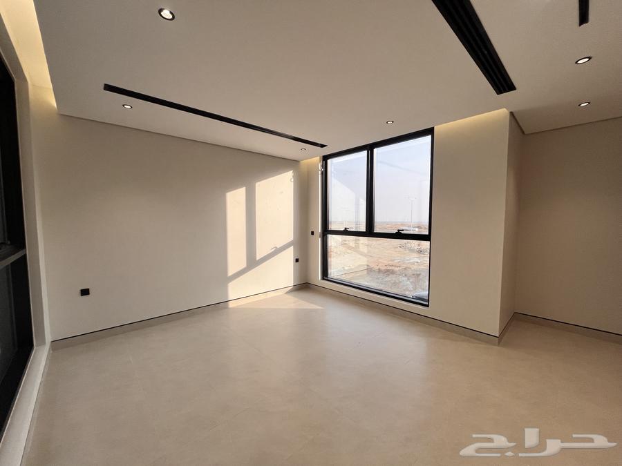 4 bedroom villa in Al Mahdiyyah 4