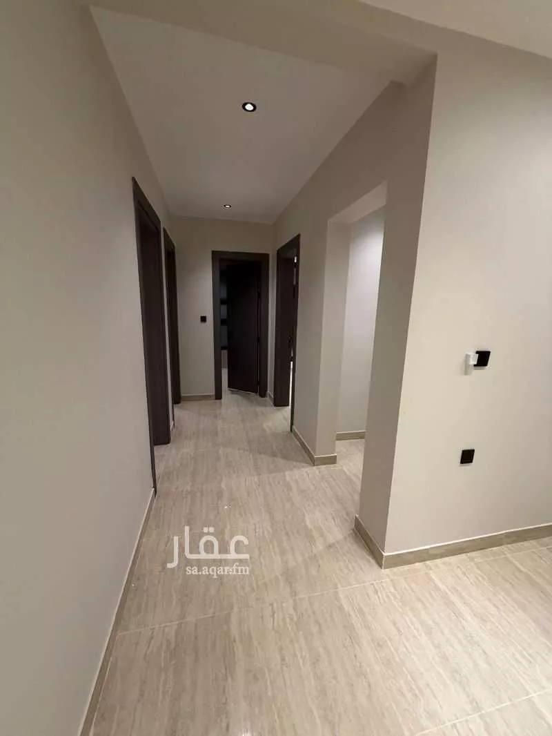 5 bedroom apartment in Al Basateen, Eastern Province 4