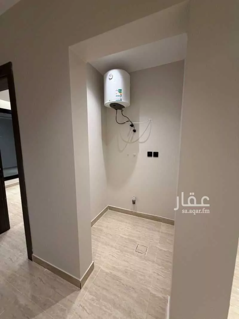 5 bedroom apartment in Al Basateen, Eastern Province 6