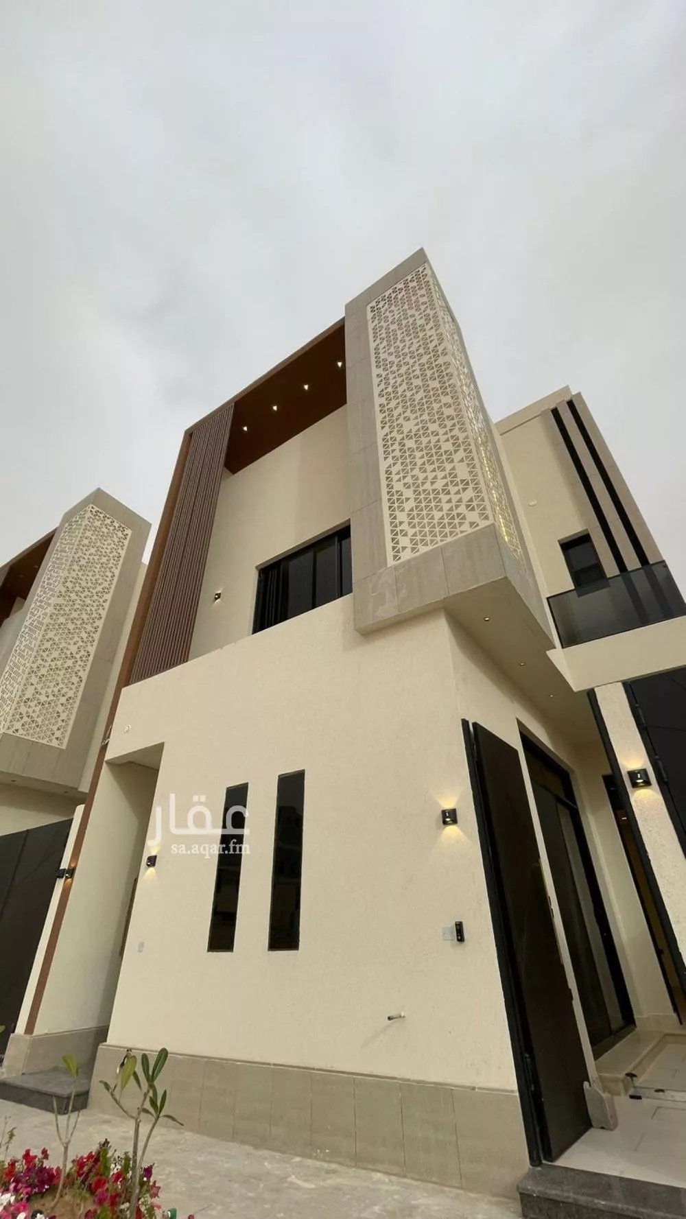 6 bedroom villa in Al Mahdiyyah 2