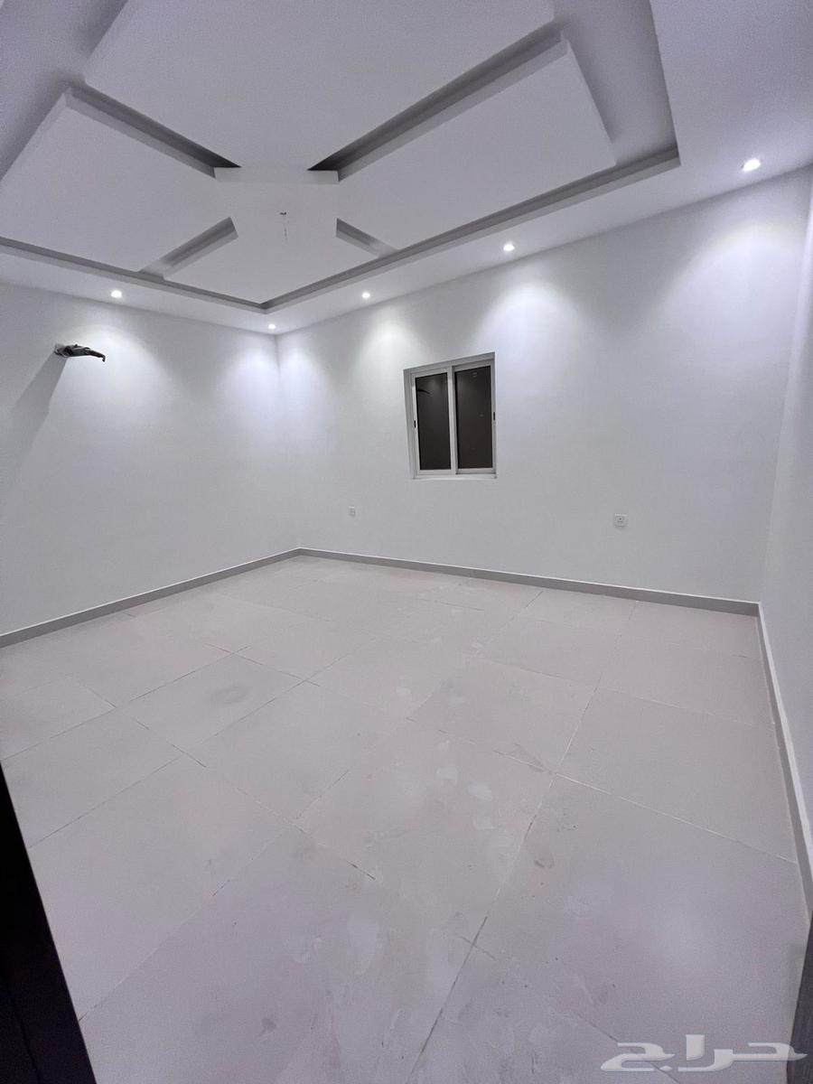 شقة 4 غرف في الواحة 3