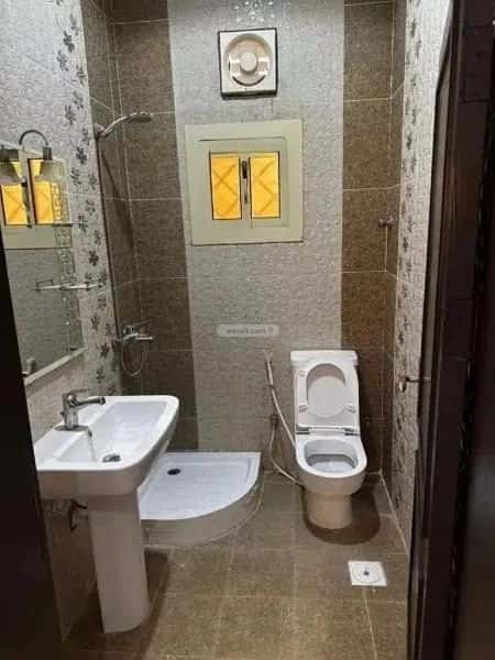 4 bedroom apartment in Al Hamdaniyah 4