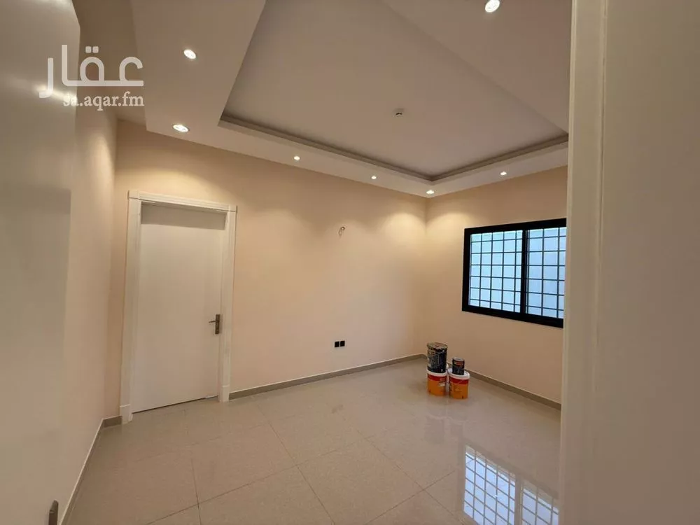5 bedroom apartment in Dhahrat Laban 11