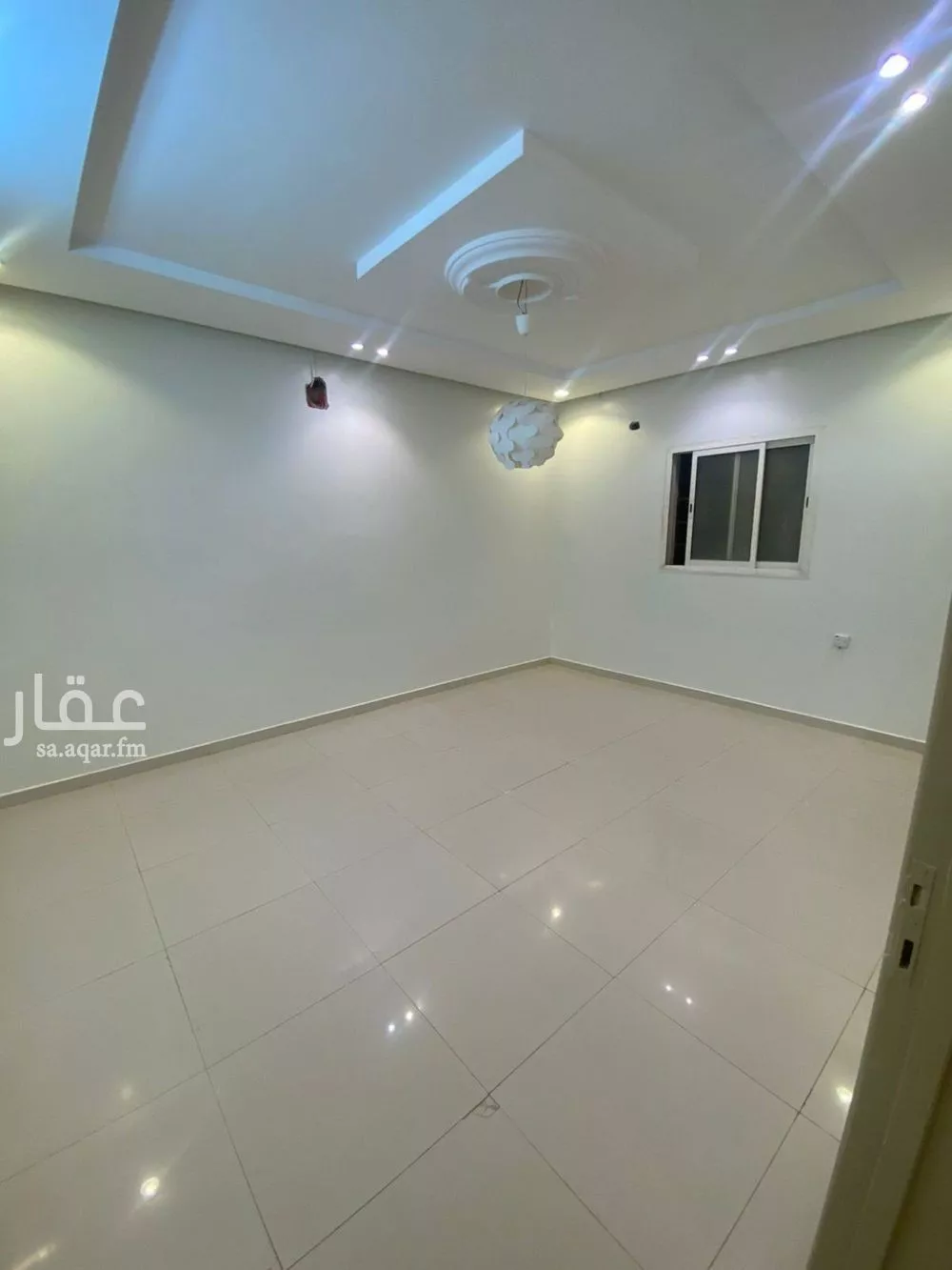 شقة 5 غرف في الرمال 25