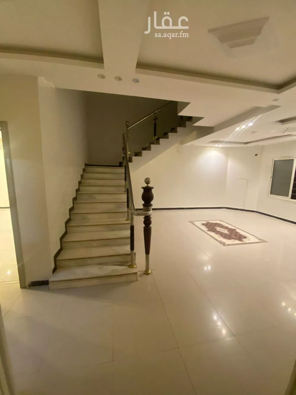 شقة 5 غرف في الرمال 4