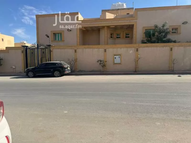 فيلا 2 غرف في الملقا 4