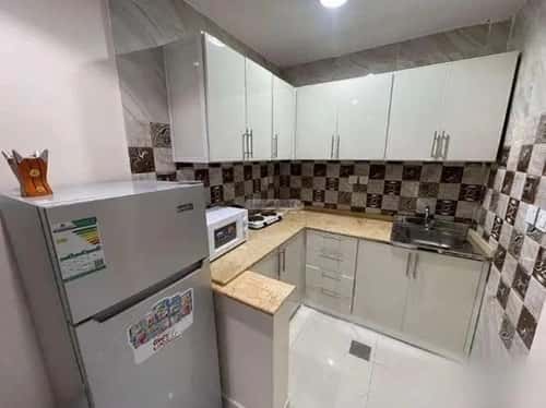 شقة 12 غرف في الروضة 5