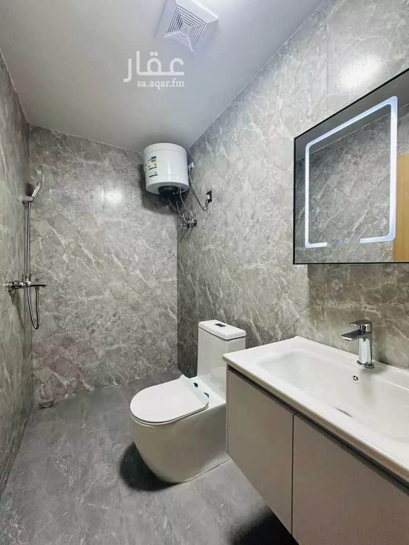 عمارة 900 م² في الملقا 11