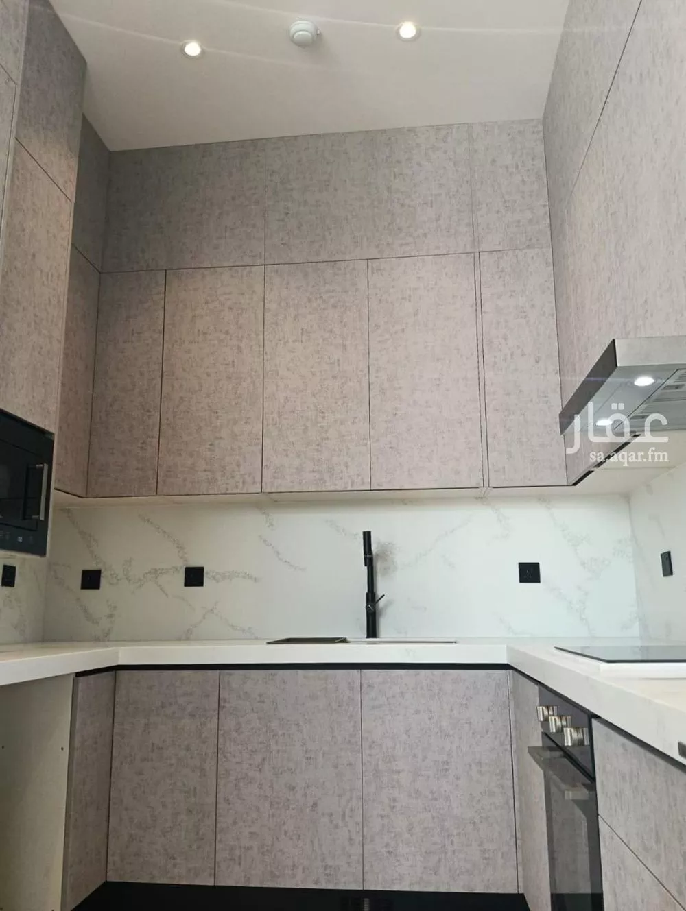 2 bedroom apartment in Al Aqiq 4