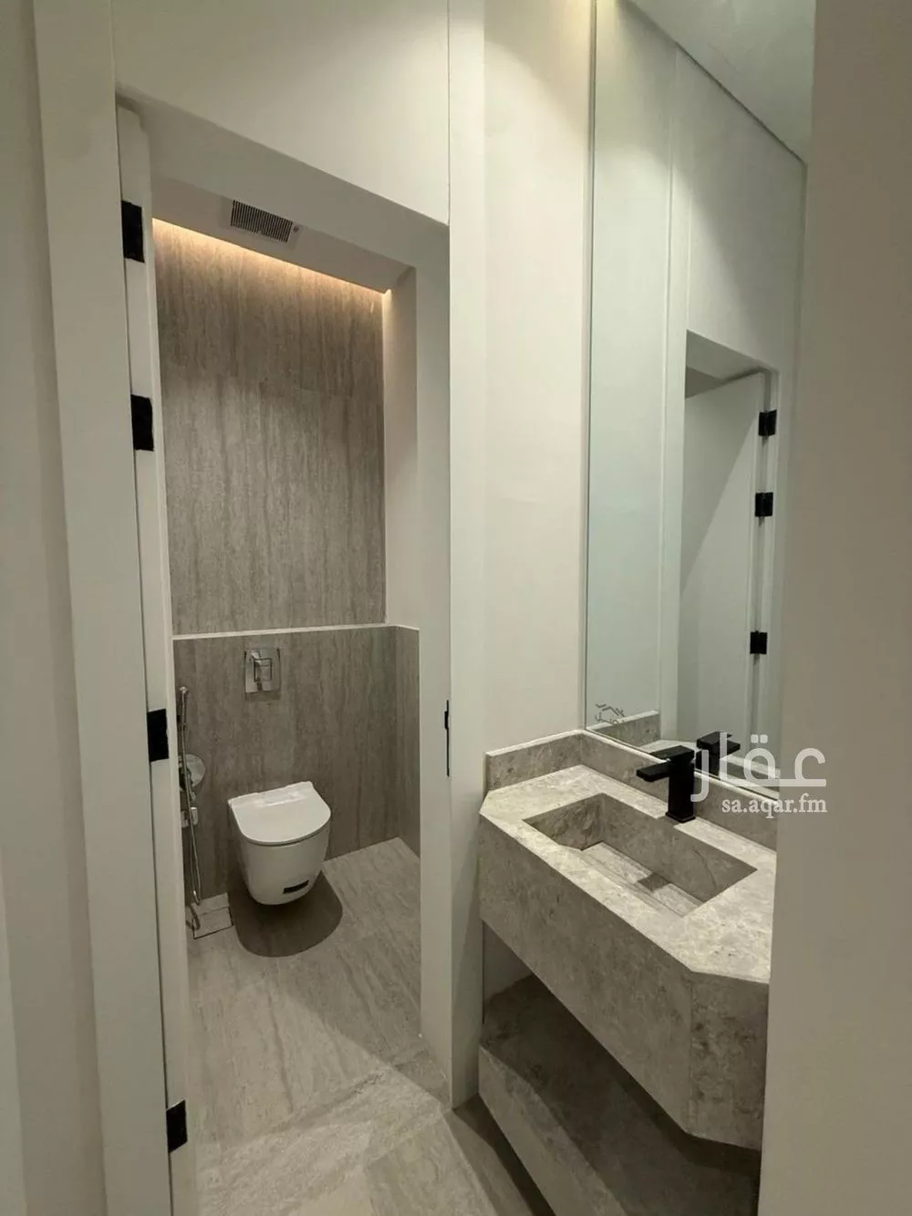 2 bedroom apartment in Al Aqiq 18