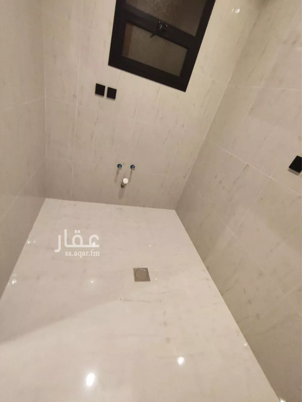 فيلا 6 غرف في الياقوت 10