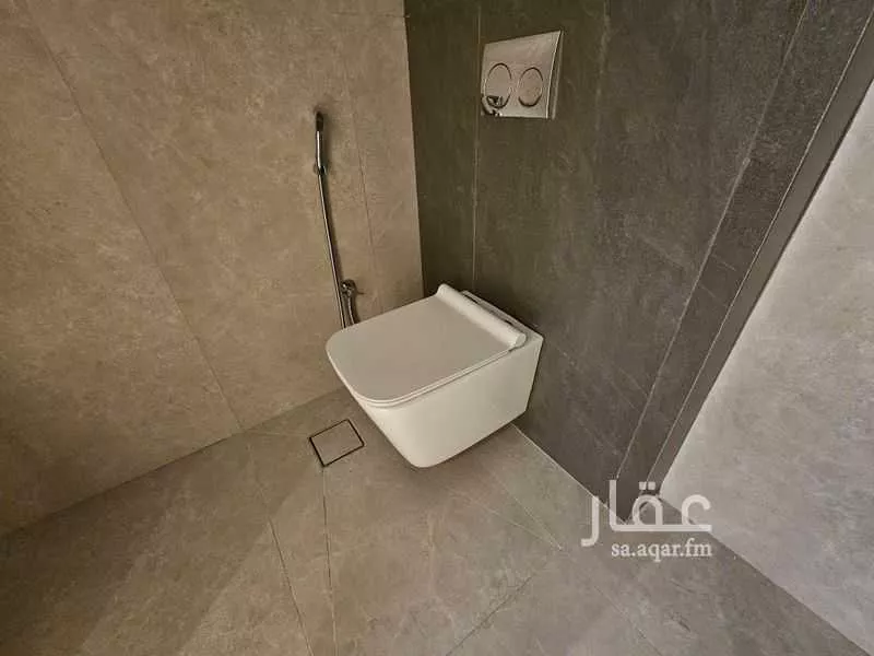 6 bedroom villa in Al Shiraa 15