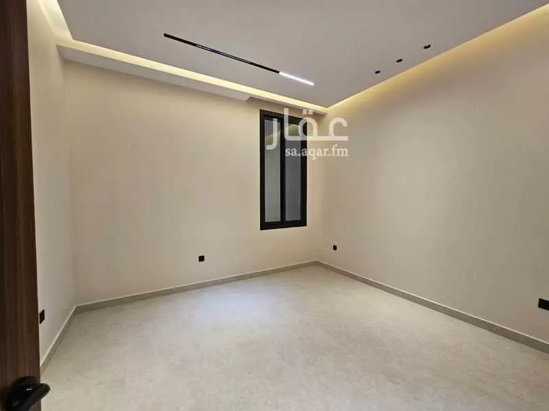 6 bedroom villa in Al Shiraa 24