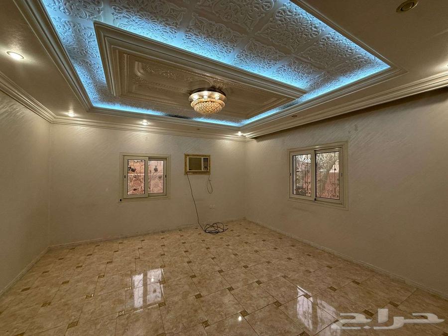 5 bedroom apartment in Al Suqya, Madinah 11