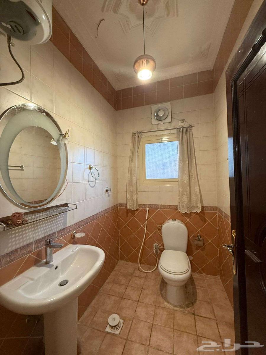 5 bedroom apartment in Al Suqya, Madinah 14