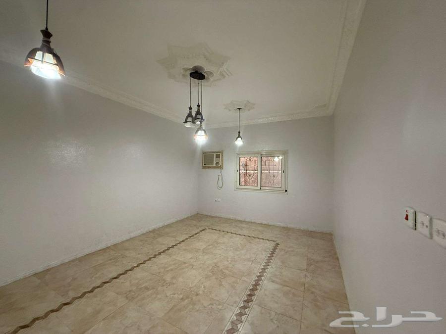 5 bedroom apartment in Al Suqya, Madinah 9